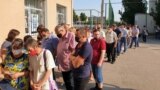Coadă la secția de votare, Chișinău, 11 iulie 2021