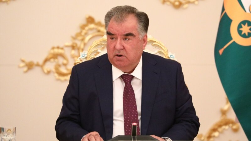 Täjik prezidenti Türkmenistana sapar edýär