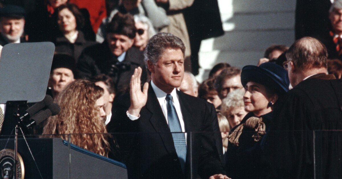 Кішкентай мультфильм кейіпкерінің порно видеосы Неміс овчаркасы бар әйелдің онлайн порносын қараңыз