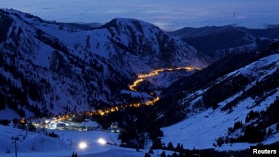 Ең терең жұлдыру Үлкен бақытты отбасылық порно