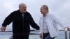 Aljakszandr Lukasenka belarusz és Vlagyimir Putyin orosz elnök egy jachton a Fekete-tengeren 2021. május 29-én