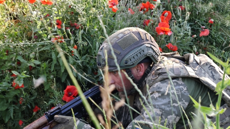 L'Ukraine fait état de combats intenses et de nouvelles attaques aériennes russes, tout en confirmant des frappes sur des cibles russes