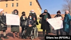 Женщины выступают против принятия законопроекта «О противодействии семейно-бытовому насилию». Туркестан, 19 января 2021 года.
