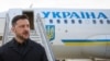 Președintele ucrainean Volodimir Zelenski și aeronava sa oficială. 
