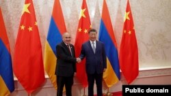China - Chinese President Xi Jinping meets Armenian Prime Minister Nikol Pashinian in Tianjin, August 31, 2025.