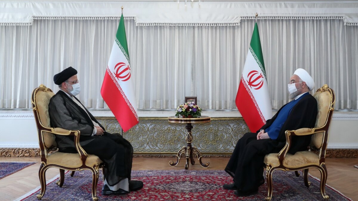 از روحانی تا رئیسی؛ چه‌چیز عوض می‌شود؟ - Vimarsana News
