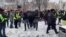 Сняг, блокади и хиляди арести