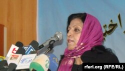 ثریا پیکان فعال مدنی و اجتماعی 