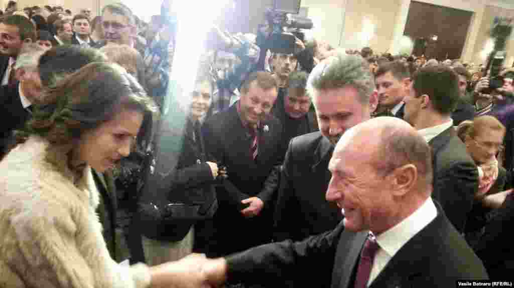 Preşedintele Traian Băsescu la Chisinău, după summitul de la Vilnius, la recepţia organizată de ambasada României, 29 noiembrie 2013