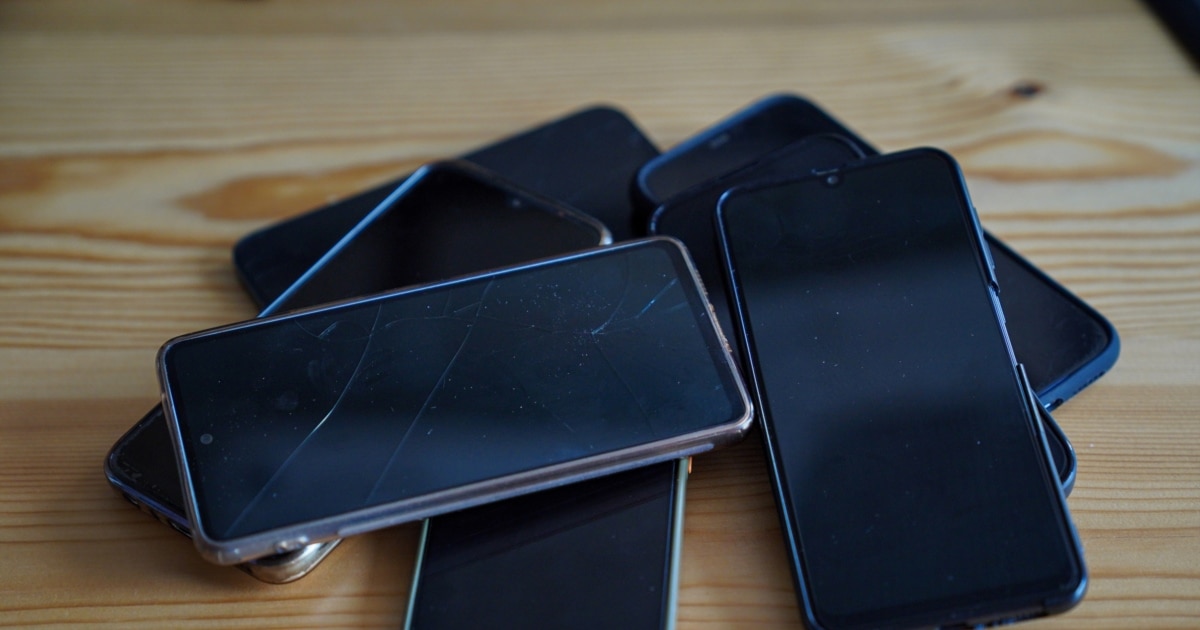 სასამართლოებისთვის მობილურის შესანახი კარადები იყიდეს