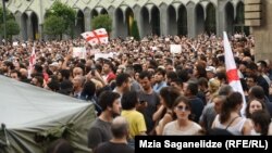 საპროტესტო აქცია საქართველოს პარლამენტთან. 2019 წლის 20 ივნისი