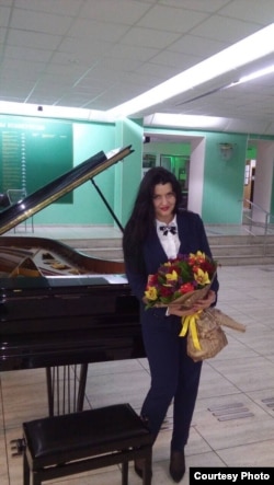 Снежана Волканова, преподаватель вокала из Сургута