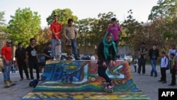 Mini rampă pentru skateboard în centrul capitalei afgane, The Sound Central Festival, organizat de Centul cultural francez din Kabul, 2 mai 2013