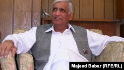 د پښتونخوا سنیر وزیر بشیر احمد بلور