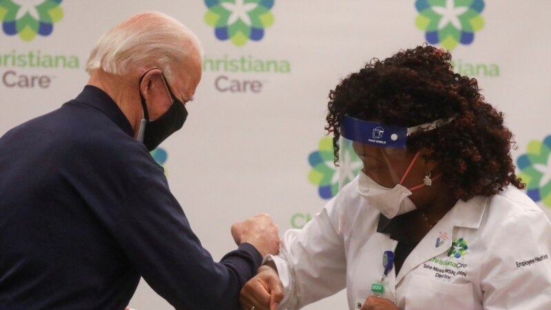 Joe Biden vaksinohet kundër koronavirusit