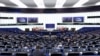 Також у резолюції, схваленій 30 квітня 446 голосами «за», парламент засуджує неодноразові жорстокі та навмисні російські удари по цивільних цілях в Україні