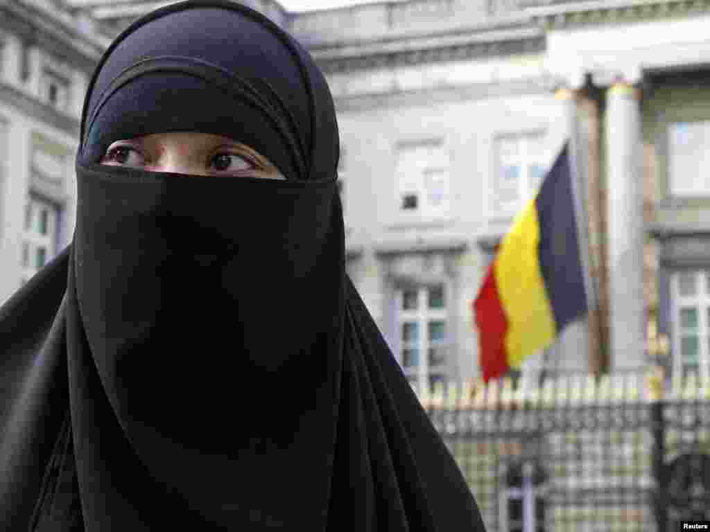 У Бэльгіі хочуць забараніць паранджу ў грамадзкіх месцах