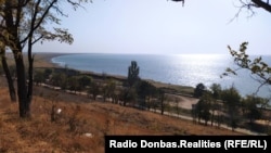Вид на Азовське море з Новоазовська, міста у найглухішому куті Донецької області під контролем угруповання «ДНР» 