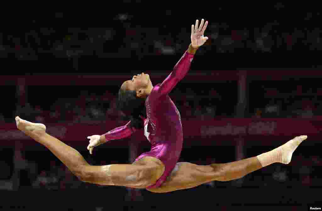 U.S. gymnast Gabrielle Douglas competes on the balance beam during the women&#39;s individual all-around gymnastics final at the Olympics&#39; North Greenwich Arena on August 2. (REUTERS/Dylan Martinez)