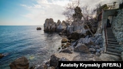 «Белая дача» Антона Чехова на оползнеопасном участке в Гурзуфе