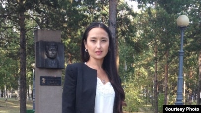 Мила Кунис душта жалаңаш Түлкідегі порнофотосуреттер