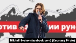 Михаил Светов на митинге против изоляции Рунета, март 2019 года