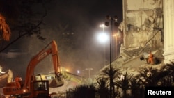 Рио-де-Жанейро: спасатели работают на месте обрушения зданий