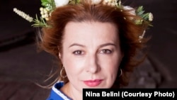 Ніна Бeліні, волонтерка 