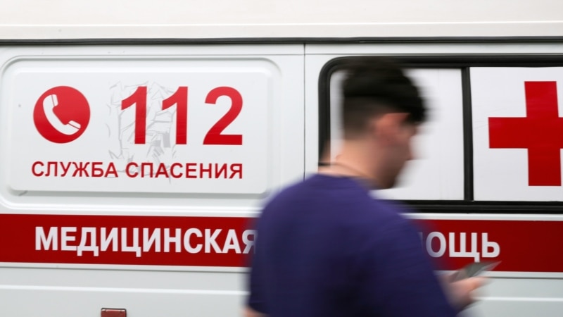 Двух детей выбросило с батута на трамвайные рельсы в Барнауле, состояние пострадавших тяжелое