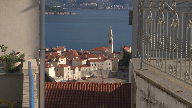 Crna Gora dopušta dočeke u zatvorenom, zabranjuje na otvorenom 