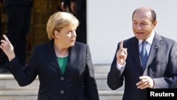 Traian Băsescu și Angela Merkel 