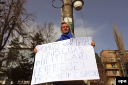 Na sceni imamo politike koje nisu sposobne riješiti nijedan problem, komentariše Ibrahim Prohić (foto: građanski protesti u BiH 2014