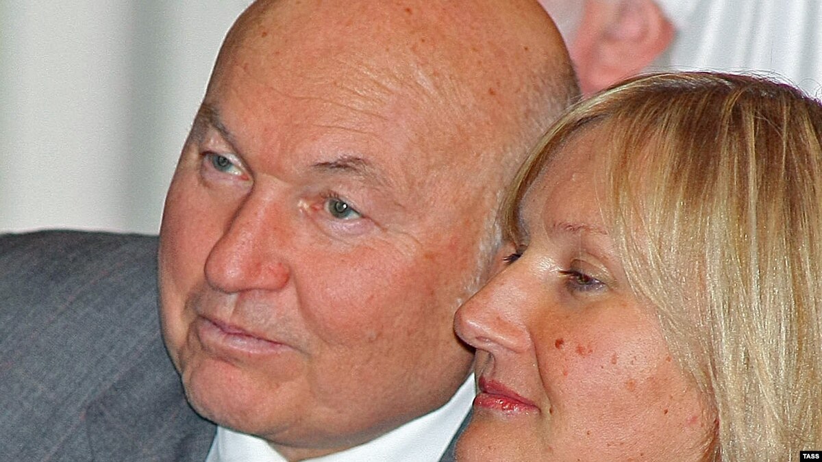 Luzhkovs wife was brought to the company 16.11.2010 Luzhkovs wife was brought to the company 16.11.2010