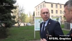 Павел Філіп не захотів відповідати на запитання журналісту RISE Moldova
