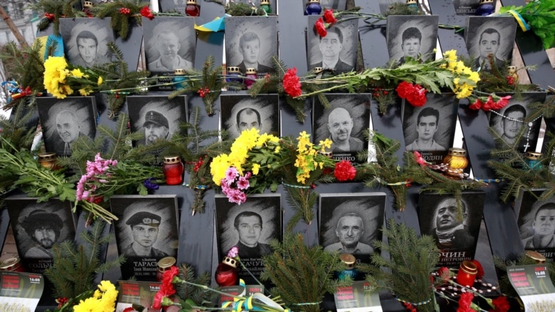Годовщина Евромайдана: в Киеве провели молебен