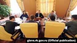 Встреча Сергея Аксенова с представителями крымских и российских информагентств, Симферополь, 11 марта 2016 года