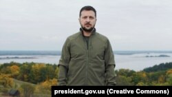 Президентът на Украйна Володимир Зеленски каза, че украинските сили всеки ден се приближават към необходимите резултатите за защитата по земя и въздух