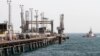 فروش روزانه نفت و فرآورده‌های نفتی ایران به ۲٫۵ میلیون بشکه رسید