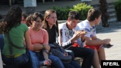 Mladi u Cetinju, ilustrativna fotografija, foto: Savo Prelević