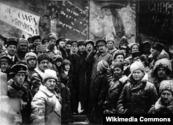Каменеў, Ленін і Троцкі на мітынгу. Масква, 1919
