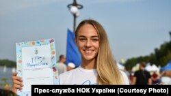 Дар'я Білодід ще рік тому фотографувалася з олімпійцями, а тепер сама - кумир для дітей