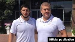 Член сборной РФ по вольной борьбе Абдулрашид Садулаев и главный тренер Дзамболат Тедеев
