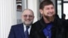 Глава Чечни Рамзан Кадыров (справа) и министр по национальной политике и внешним связям республики Джамбулат Умаров 