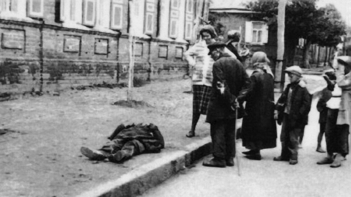 «С голодного Поволжья»: частное мнение об «украинском голоде» и «отсутствии головы» (окончание) «С голодного Поволжья»: частное мнение об «украинском голоде» и «отсутствии головы» (окончание)