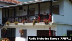 Напуштени куќи во планинските села во Тетово се реновираат и стануваат сместувачки капацитети за планинско-рурален туризам. 