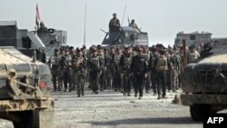 Իրաքի բանակի զինծառայողները Մոսուլի թաղամասերից մեկում, արխիվ