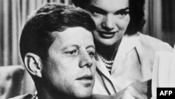 John Kennedy və xanımı Jacqueline. 1955