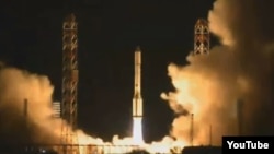 Ракета-носитель «Протон-М» стартует с космодрома Байконур. Иллюстративное фото.
