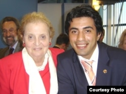 Emin Hüseynov ABŞ-ın keçmiş dövlət katibi Madeleine Albright ilə, 2005