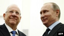 Израиль президенті Реувен Ривлин мен Ресей президенті Владимир Путин. Мәскеу, 16 наурыз 2016 жыл.